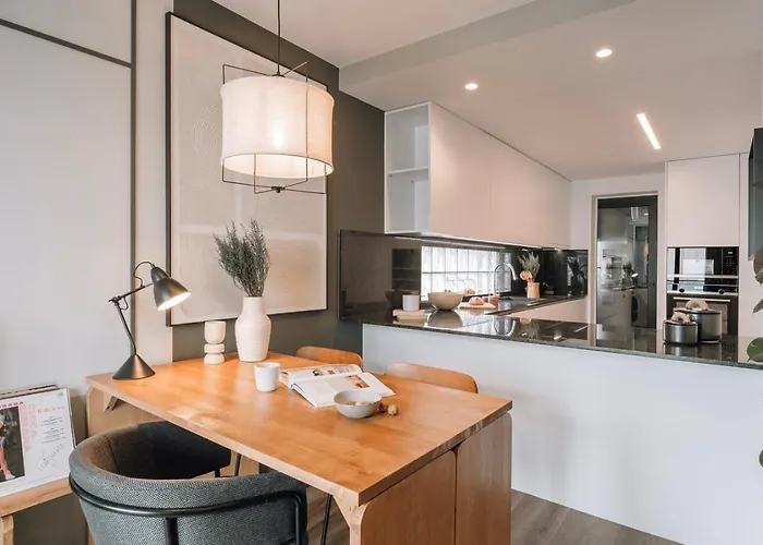 Apartment Pampa - 1 Bedroom And Parking In Avenidas Novas Lissabon